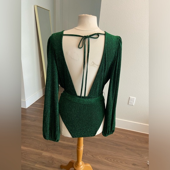 SHEIN Elegant Shimmer bodysuit in green - Picture 4 of 9